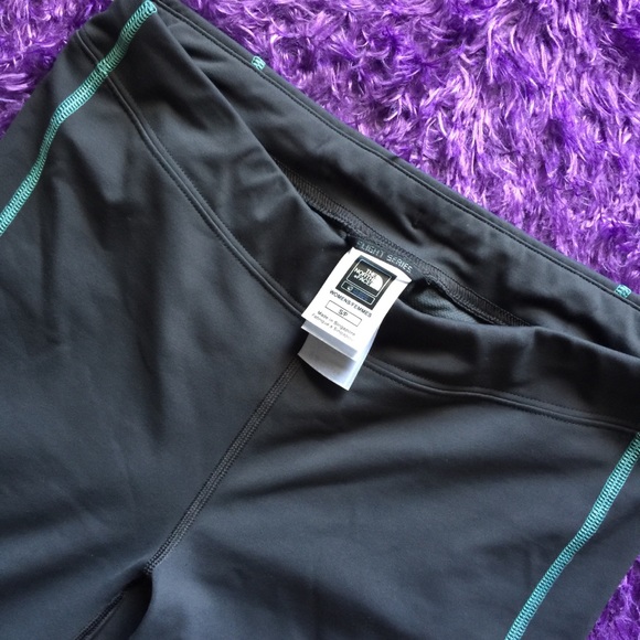 The North Face Flight Series capris leggings - Picture 3 of 9